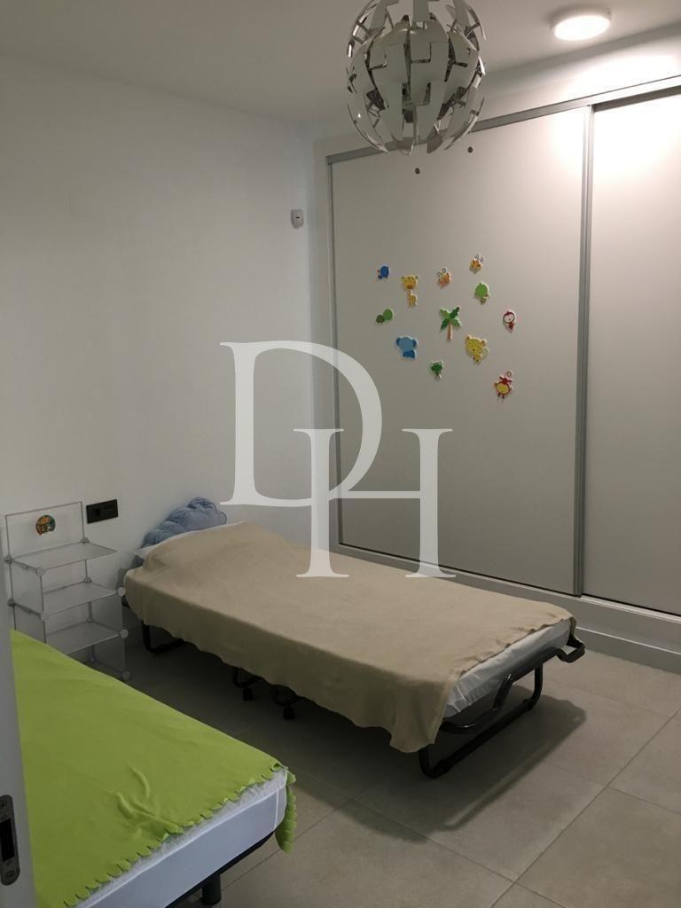 Дом / Таунхаус, Испания, регион Валенсия, Торревьеха, 330 000 € фото 14