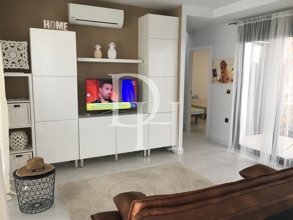 Дом / Таунхаус, Испания, регион Валенсия, Торревьеха, 330 000 € фото 3