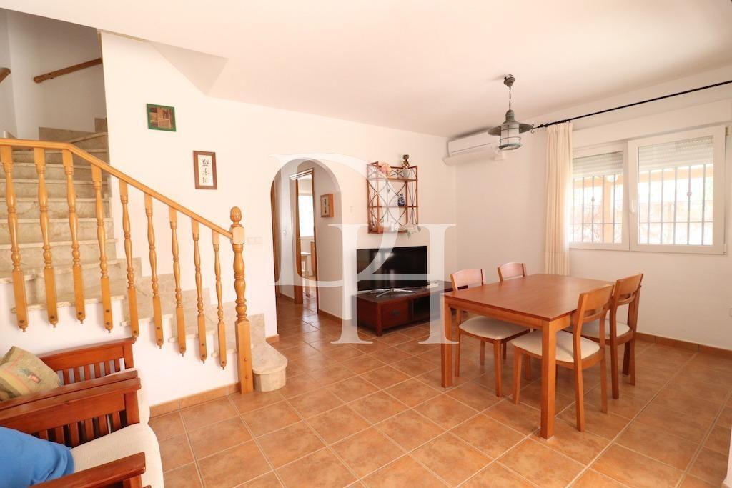 House / Townhouse, Spain, Valencia region, Torrevieja, 340 000 € photo 8