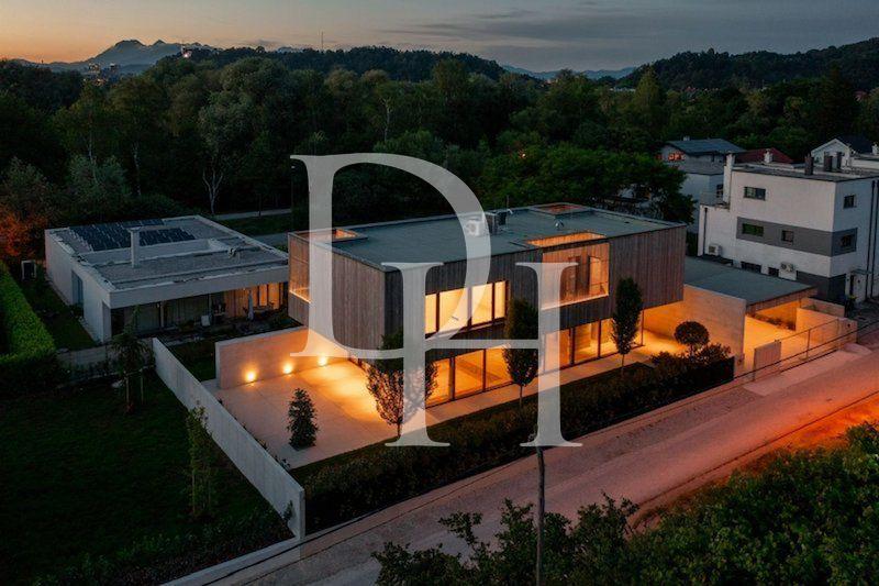 Dom, Słowenia, Region Lublana, Lublana, 2 050 000 € zdjęcia 2
