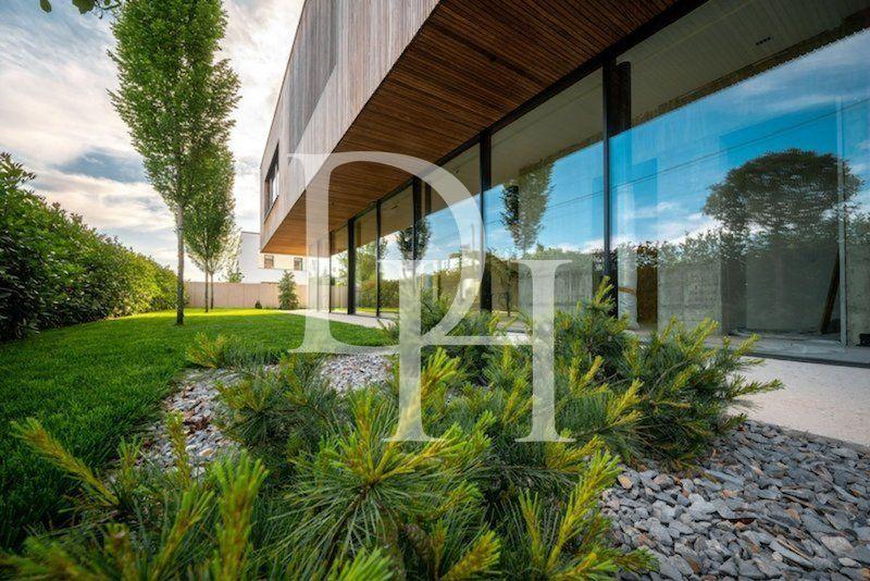 Dom, Słowenia, Region Lublana, Lublana, 2 050 000 € zdjęcia 1