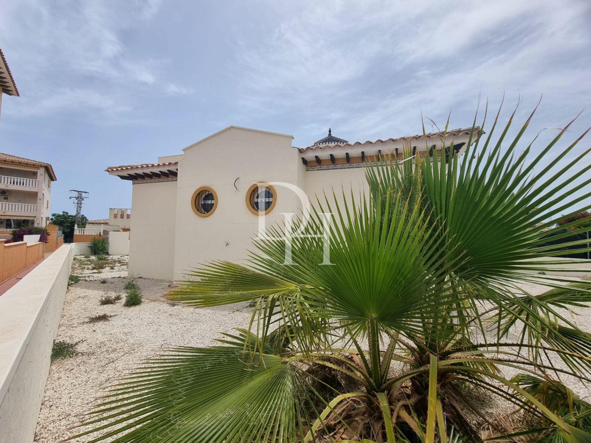 Дом / Вилла, Испания, регион Валенсия, Торревьеха, 319 900 € фото 4