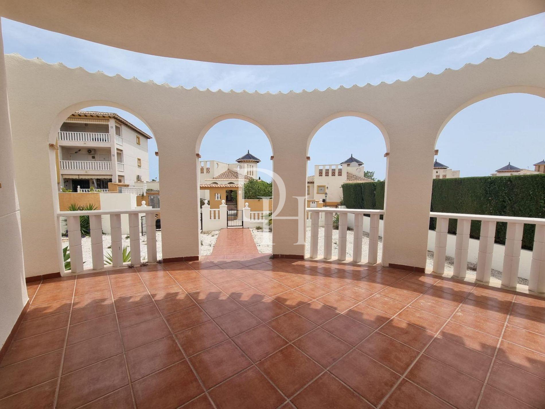 Дом / Вилла, Испания, регион Валенсия, Торревьеха, 319 900 € фото 8