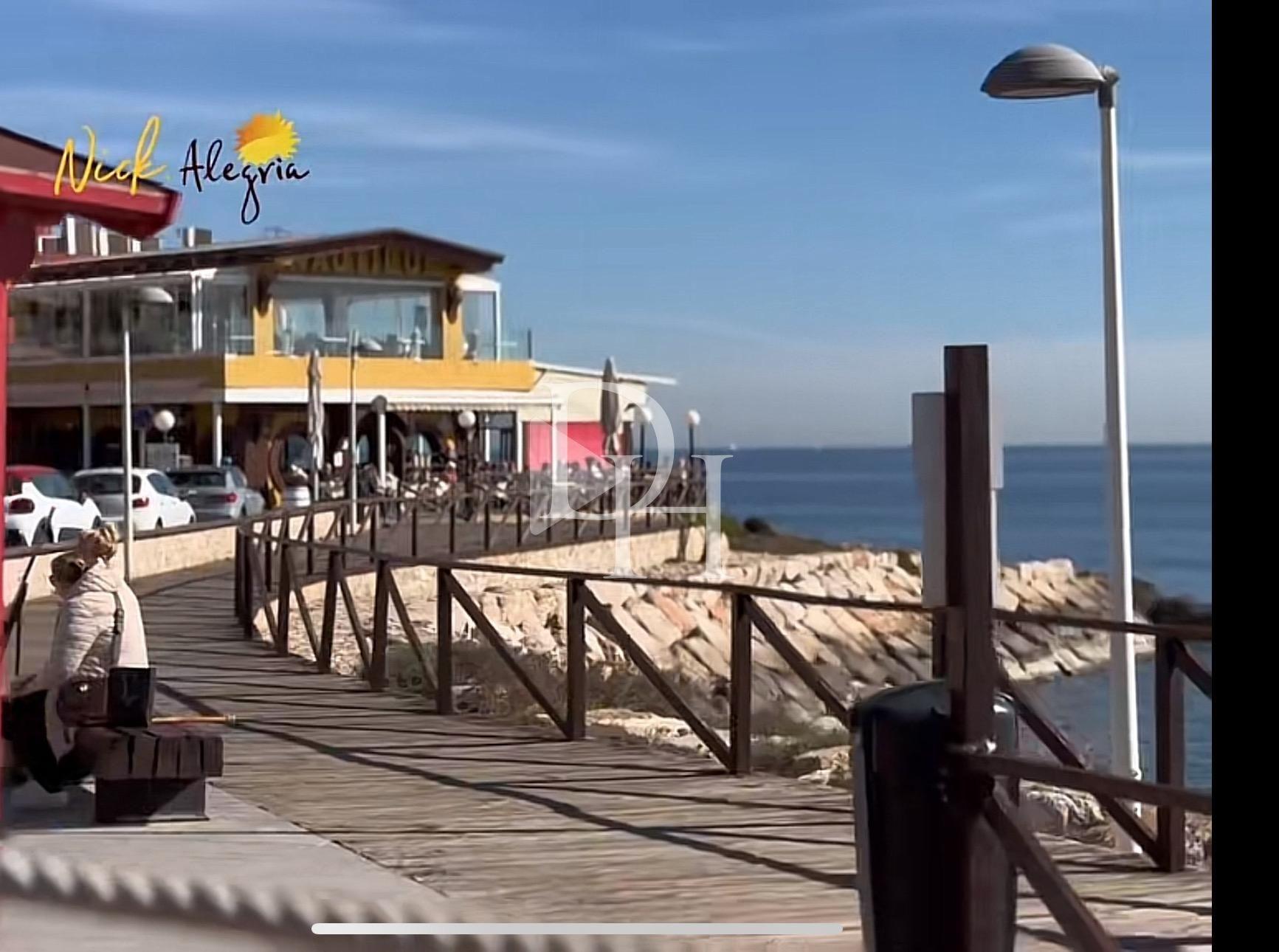 Дом / Таунхаус, Испания, регион Валенсия, Торревьеха, 149 900 € фото 14