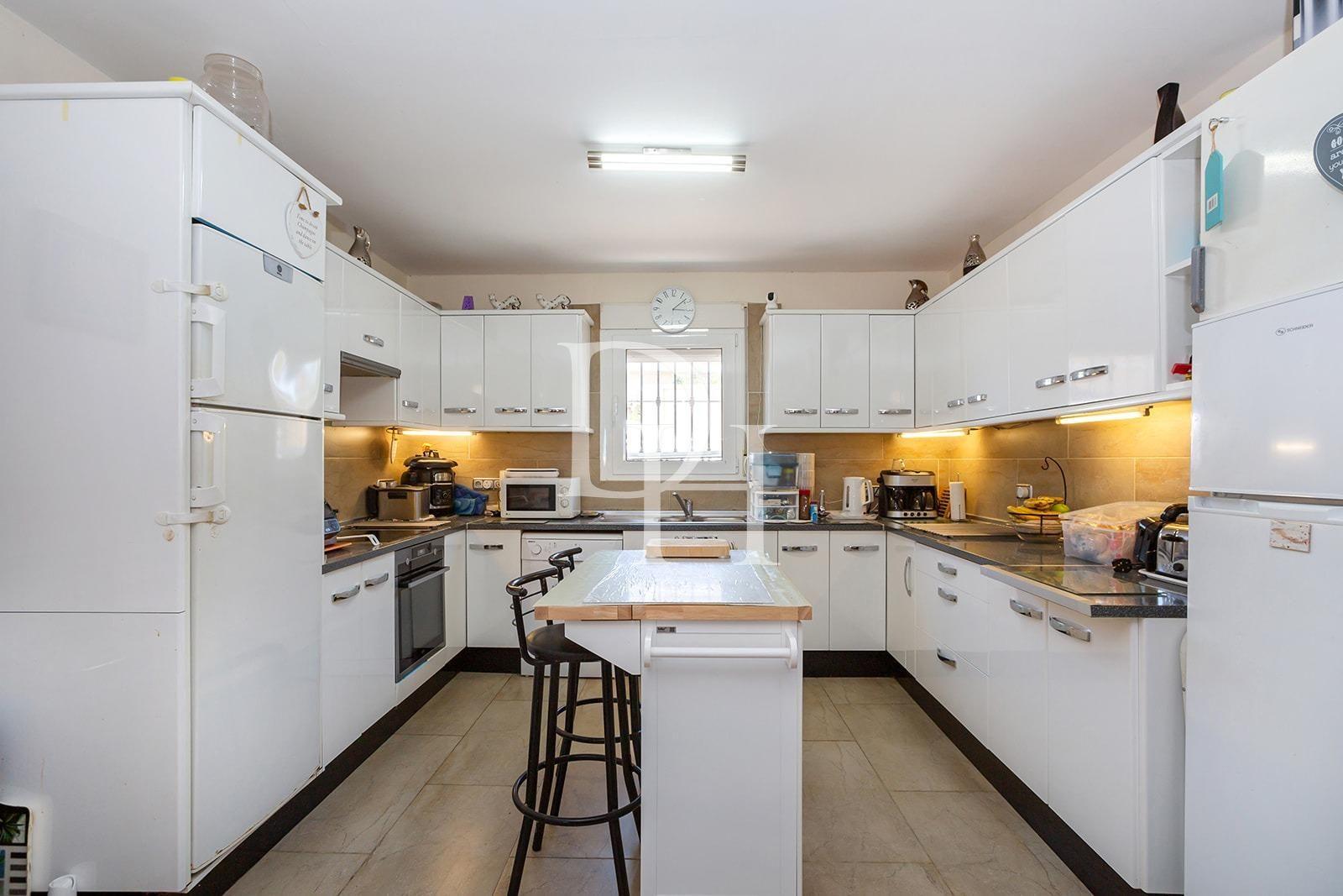 Дом / Вилла, Испания, регион Валенсия, Торревьеха, 639 000 € фото 4