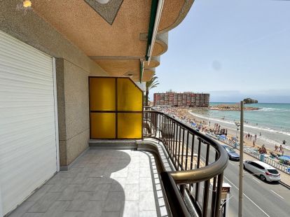 Apartments, Spain, Valencia region, Torrevieja, 375 000 € photo 2
