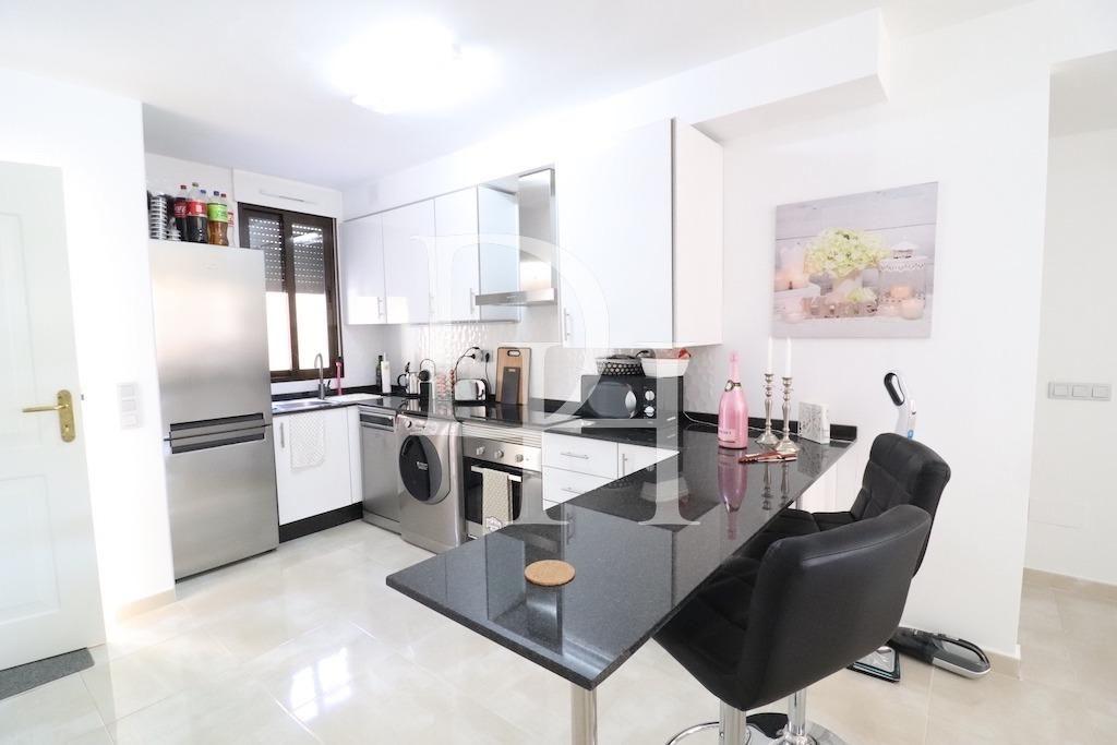 Будинок / Таунхаус, Іспанія, регион Валенсія, Торревьєха, 172 000 € фото 6