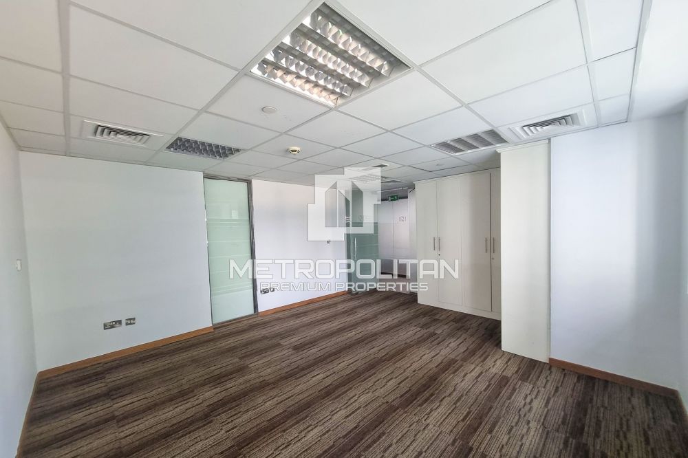 В престижном здании Executive Tower D (Aspect Tower) в Дубае - 340000Dh - Ref: 10162 фото 1