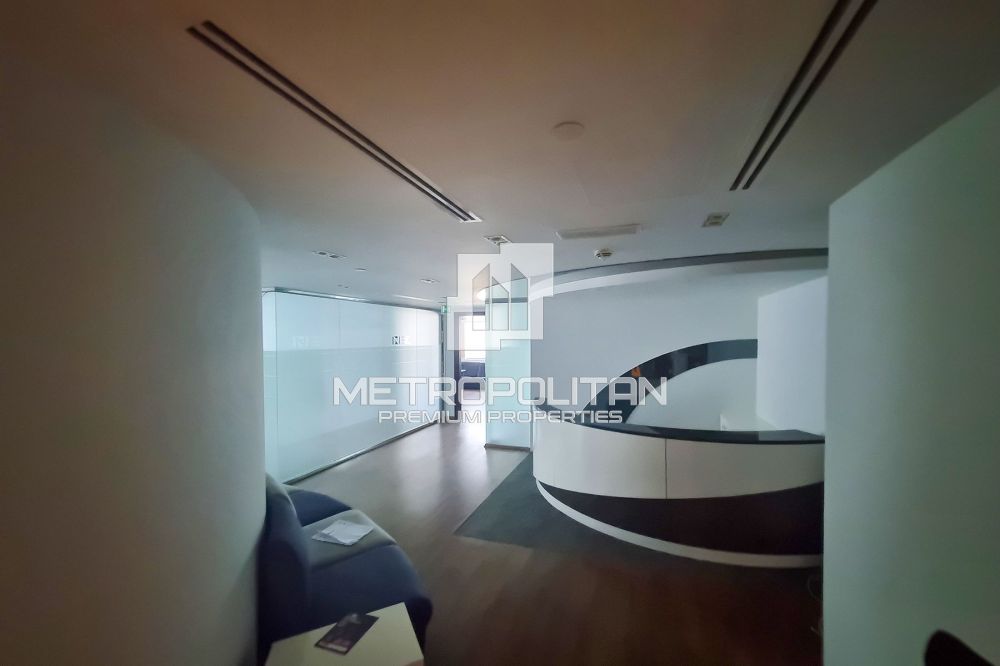 В престижном здании Executive Tower D (Aspect Tower) в Дубае - 340000Dh - Ref: 10162 фото 4