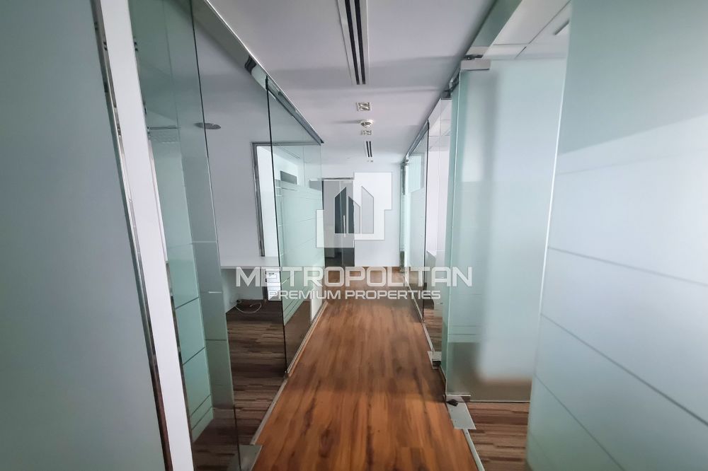 В престижном здании Executive Tower D (Aspect Tower) в Дубае - 340000Dh - Ref: 10162 фото 6