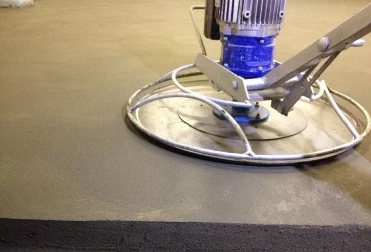 Механическая стяжка пола в Дубае - Ref: 10178 фото 1