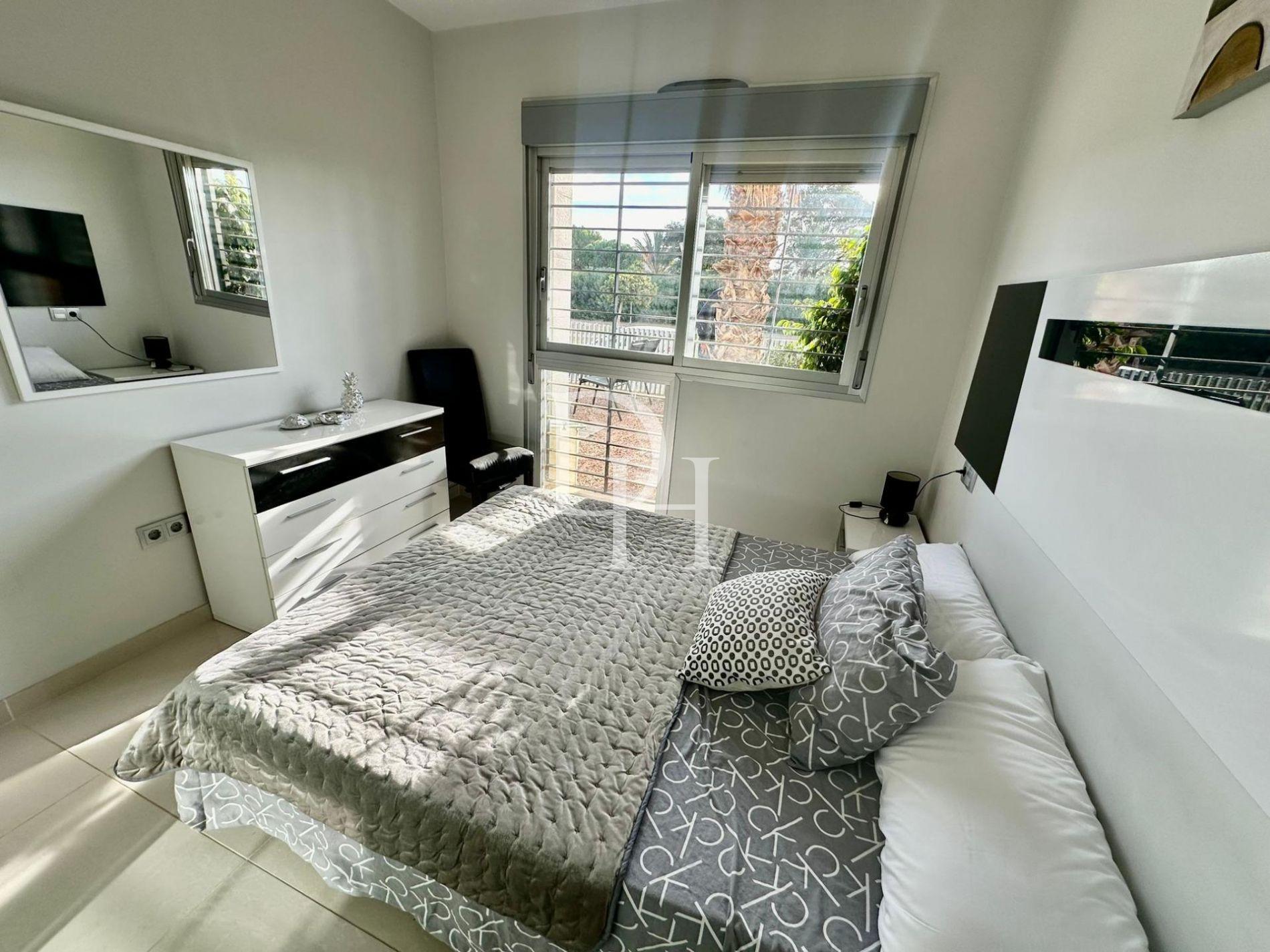 Дом / Таунхаус, Испания, регион Валенсия, Торревьеха, 189 900 € фото 11