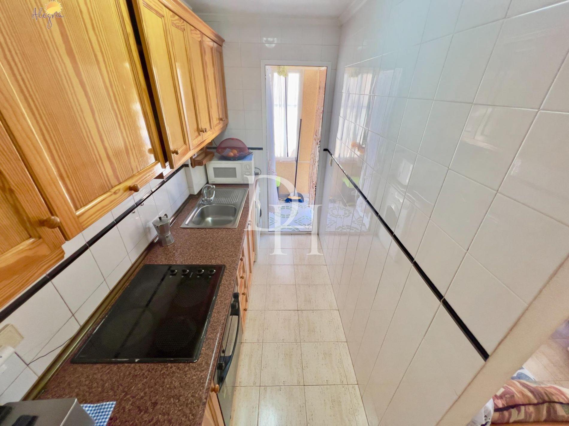 House / Townhouse, Spain, Valencia region, Torrevieja, 179 900 € photo 14