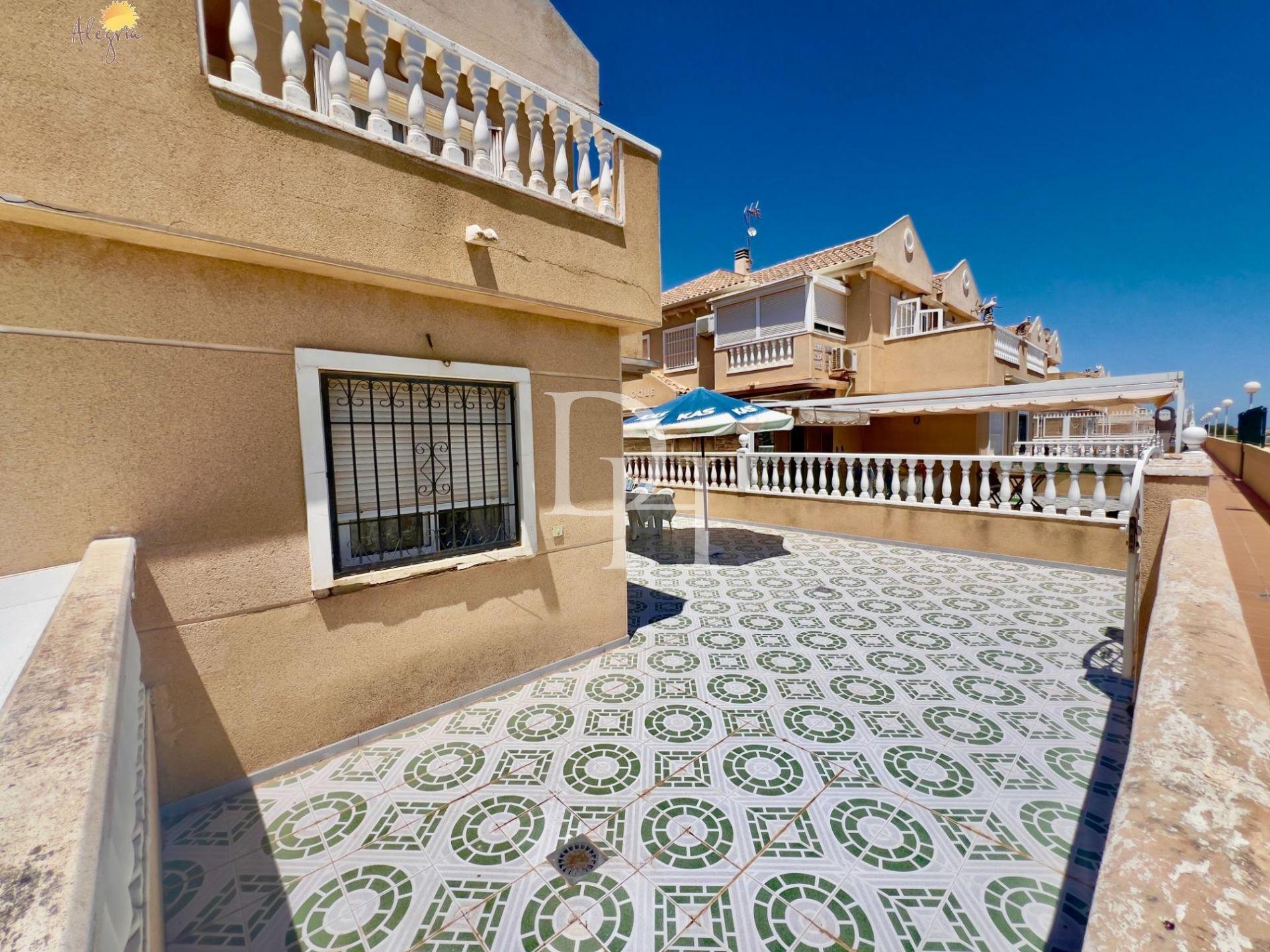 House / Townhouse, Spain, Valencia region, Torrevieja, 179 900 € photo 8