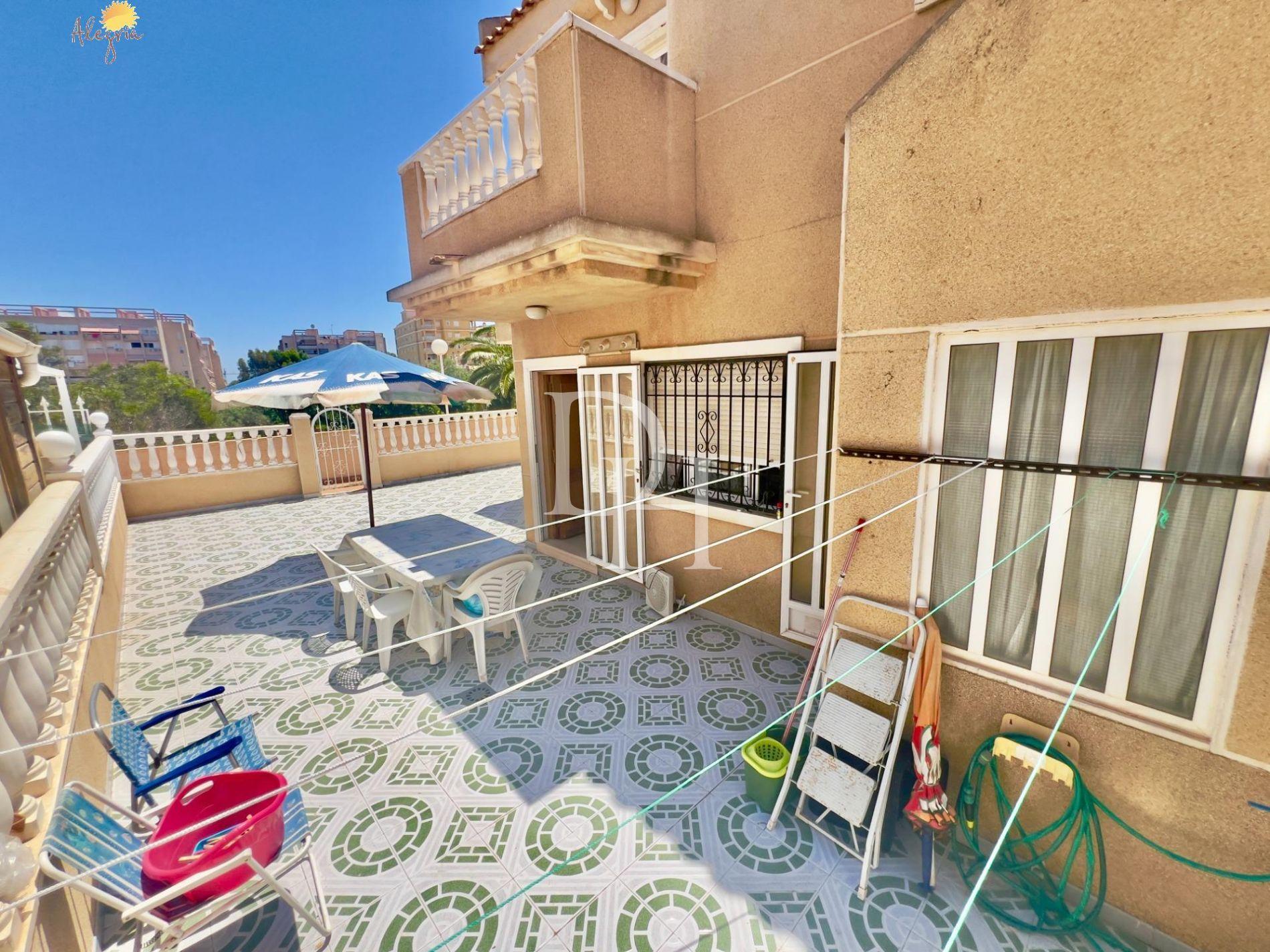 House / Townhouse, Spain, Valencia region, Torrevieja, 179 900 € photo 9