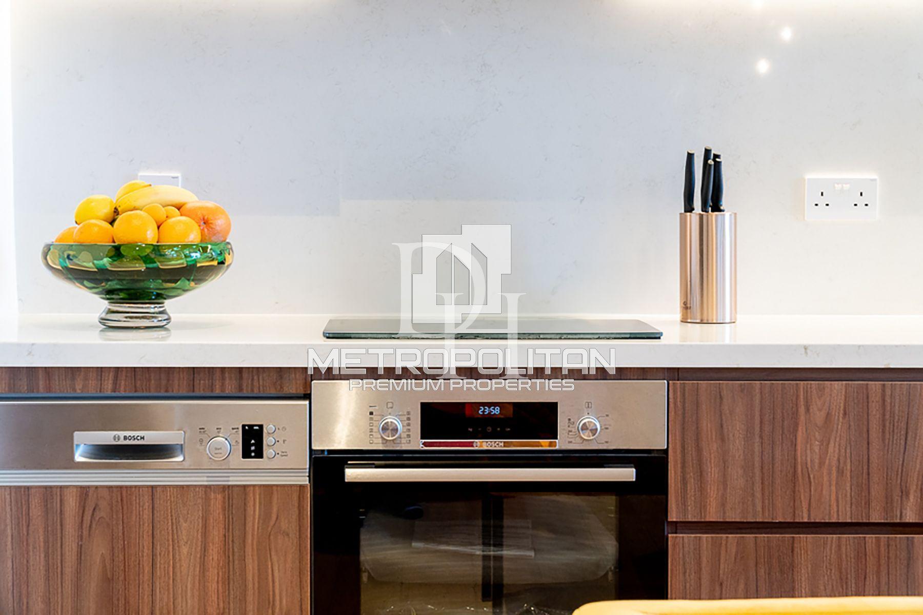 Apartments, UAE, Emirate of Dubai, Jumeirah, 2 479 000 Dh photo 11