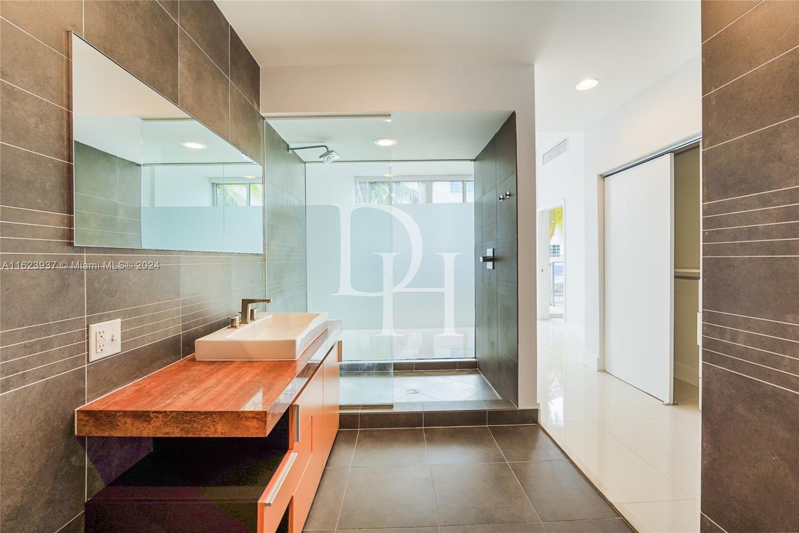 Apartments, USA, Florida, Miami, 575 000 $ photo 4