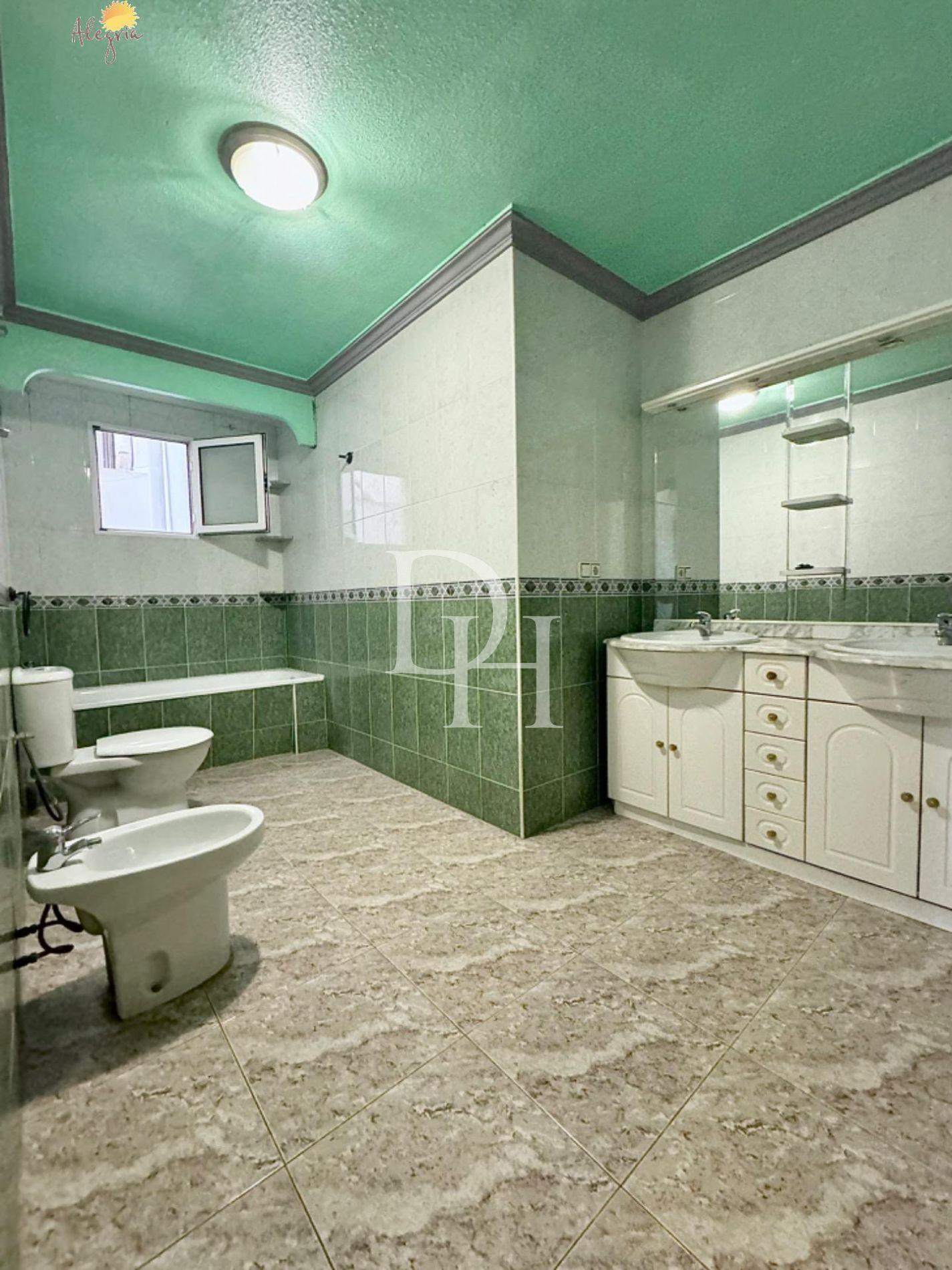 Апартаменты, Испания, регион Валенсия, Торревьеха, 103 000 € фото 15