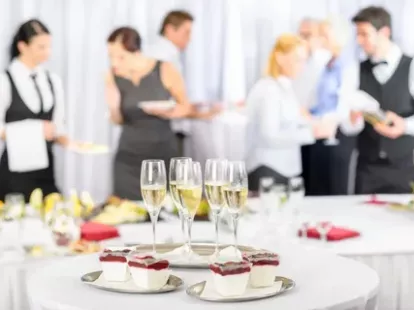 Organization and holding of banquets (ID:10276)
