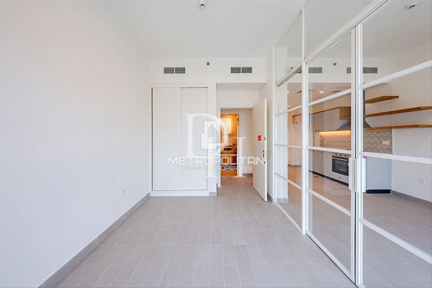 Apartments in Dubai Hills Estate in Dubai, UAE, 47m2 - for 1&nbsp;450&nbsp;000Dh - Ref: 67105 photo 1