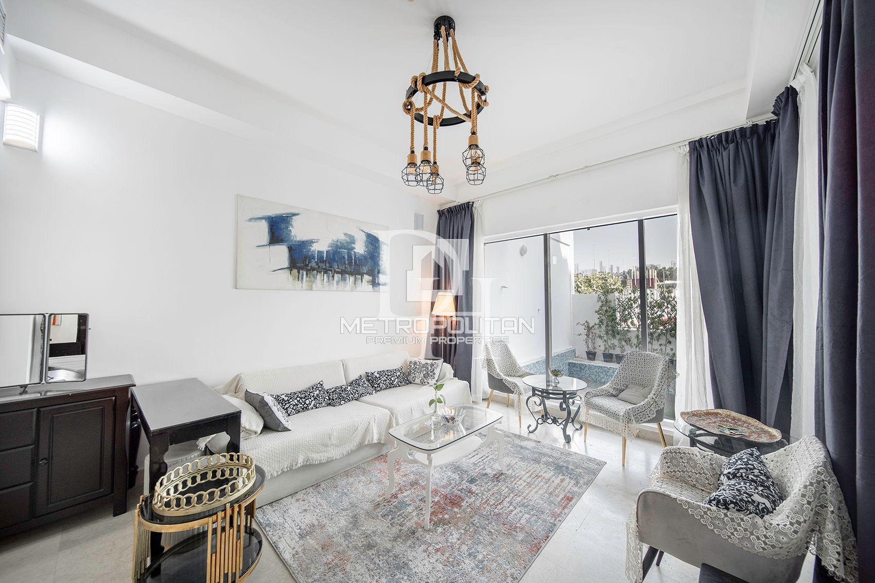 House / Townhouse, UAE, Emirate of Dubai, Jumeirah, 3 750 000 Dh photo 2