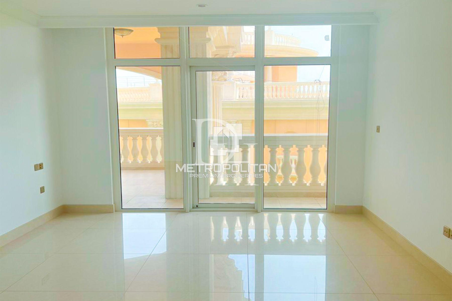 Apartments, UAE, Emirate of Dubai, Palm Jumeirah, 4 850 000 Dh photo 12