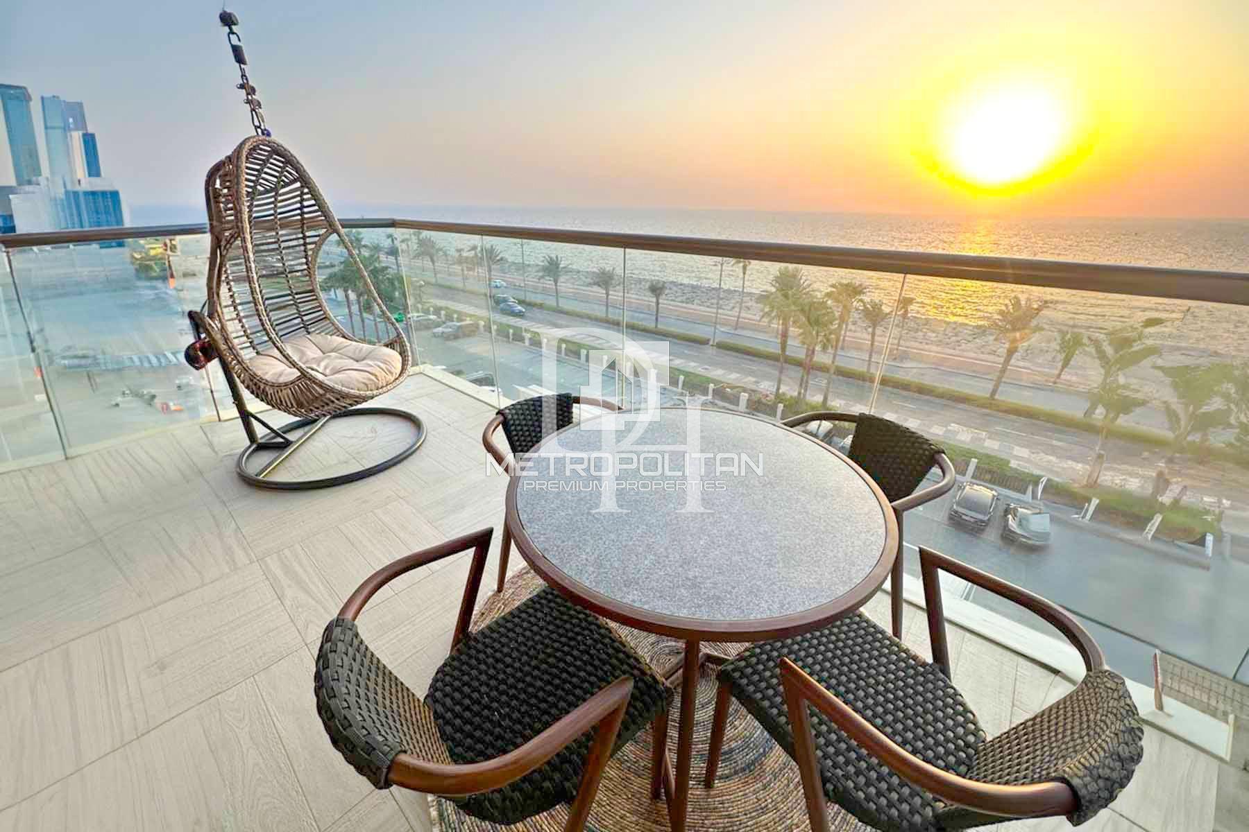 Apartments, UAE, Emirate of Dubai, Palm Jumeirah, 4 150 000 Dh photo 1