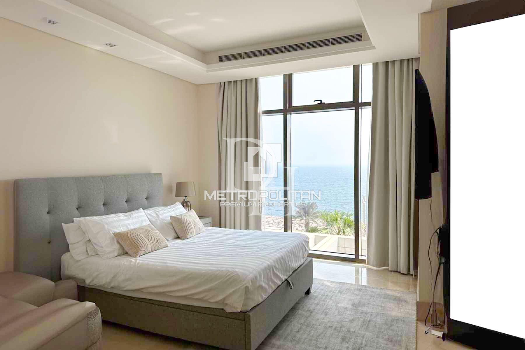 Apartments, UAE, Emirate of Dubai, Palm Jumeirah, 4 150 000 Dh photo 3