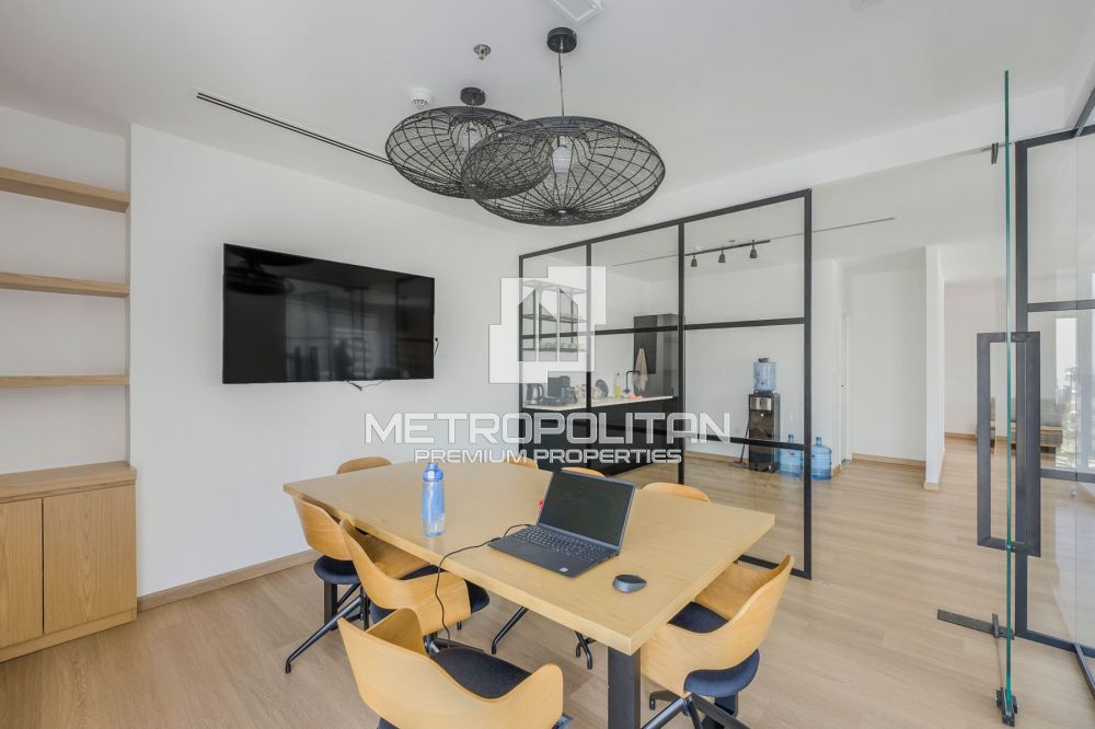 Недалеко от торгового центра Dubai Mall / Burj Khalifa в Дубае - 250000Dh - Ref: 10560 фото 10