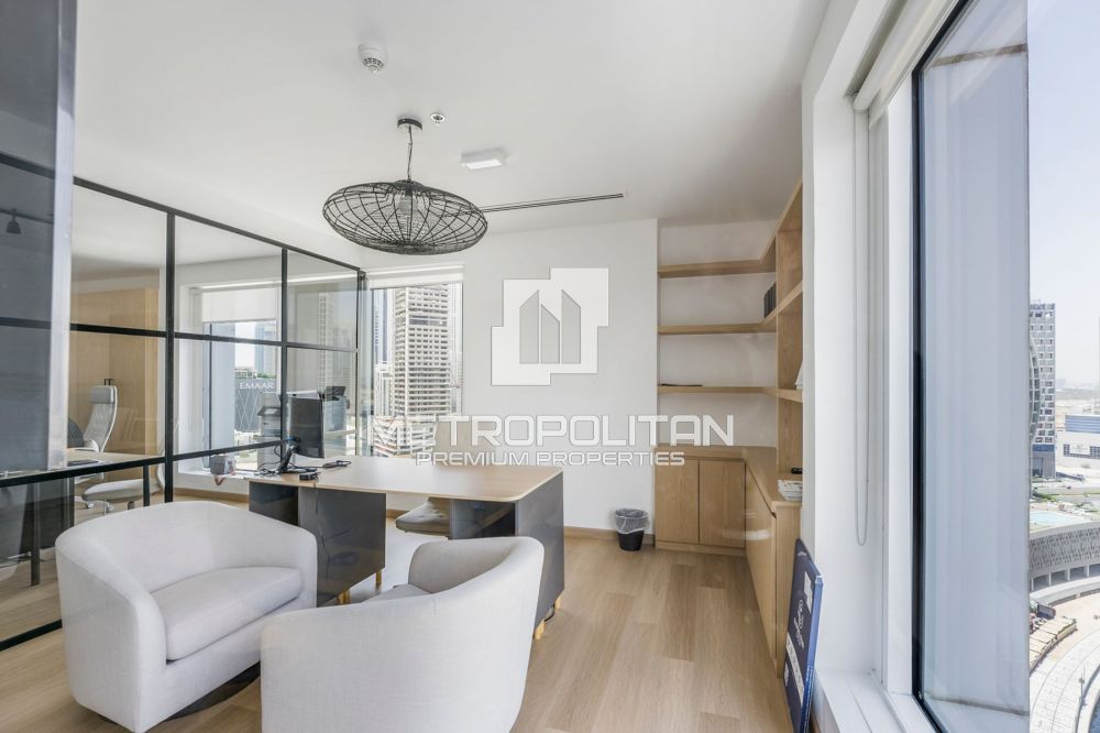 Недалеко от торгового центра Dubai Mall / Burj Khalifa в Дубае - 250000Dh - Ref: 10560 фото 11