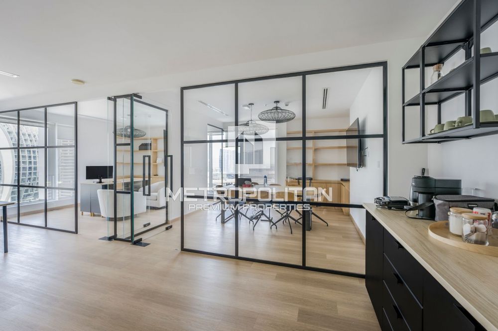 Недалеко от торгового центра Dubai Mall / Burj Khalifa в Дубае - 250000Dh - Ref: 10560 фото 12