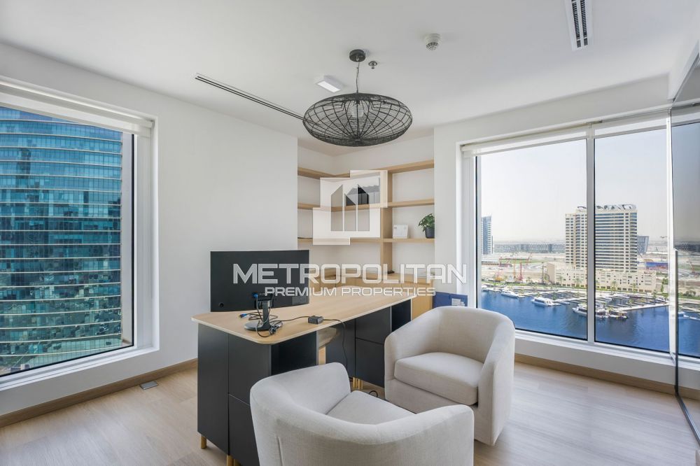 Недалеко от торгового центра Dubai Mall / Burj Khalifa в Дубае - 250000Dh - Ref: 10560 фото 14