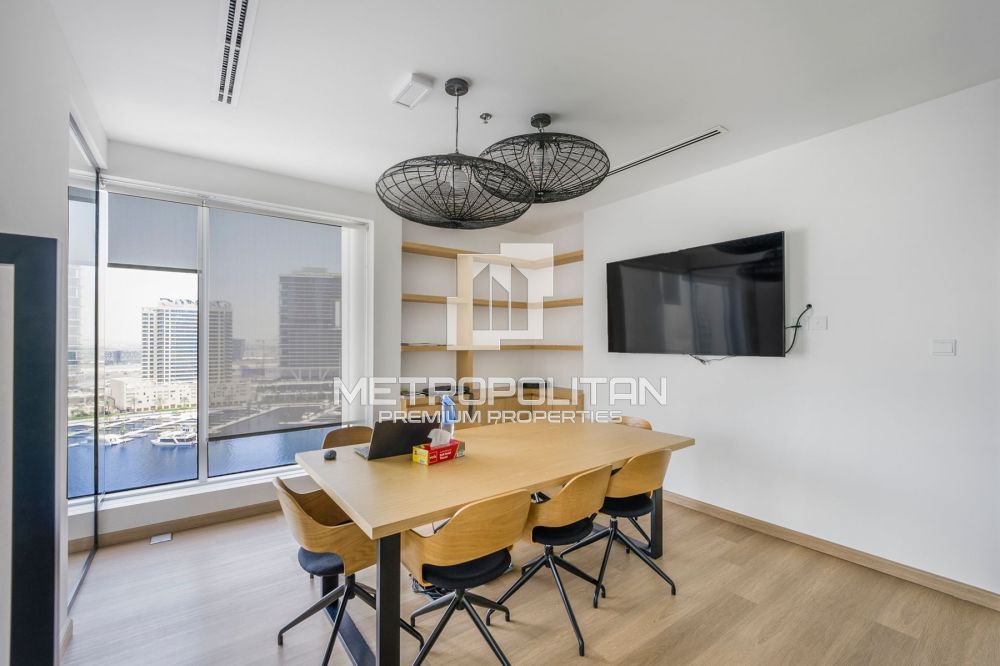 Недалеко от торгового центра Dubai Mall / Burj Khalifa в Дубае - 250000Dh - Ref: 10560 фото 3