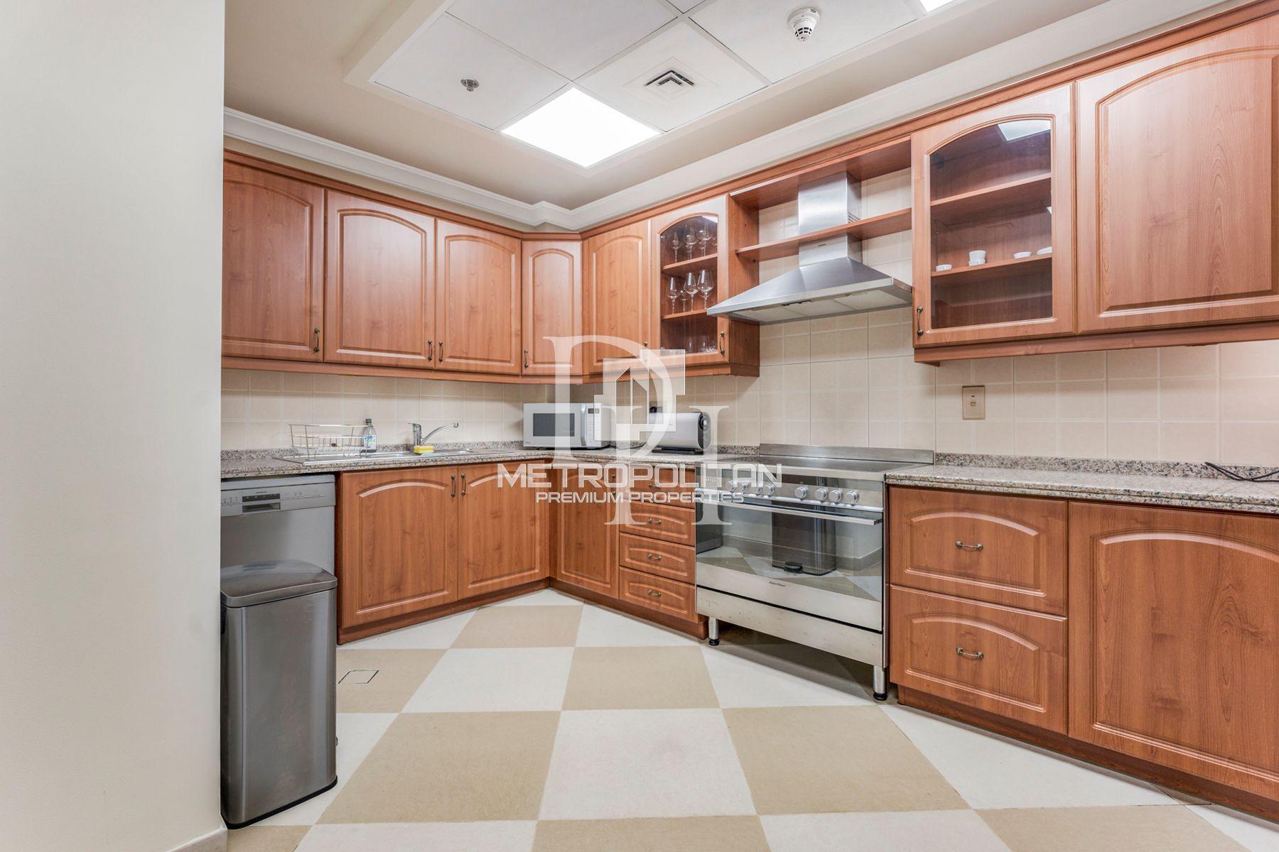 Apartments, UAE, Emirate of Dubai, Palm Jumeirah, 9 500 000 Dh photo 9