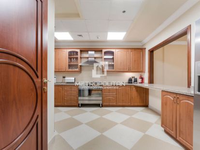 Apartments, UAE, Emirate of Dubai, Palm Jumeirah, 9 500 000 Dh photo 5