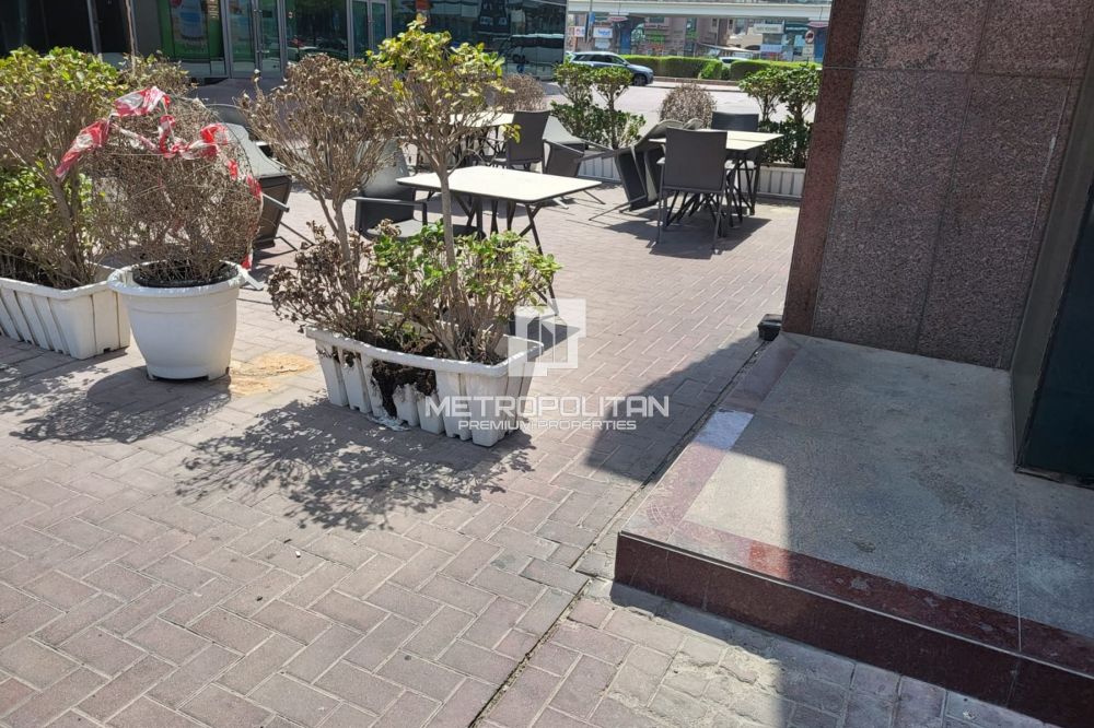 Расположенный на Шейх-Зайд-роуд, небоскреб DXB Tower в Дубае - 516000Dh - Ref: 10611 фото 8