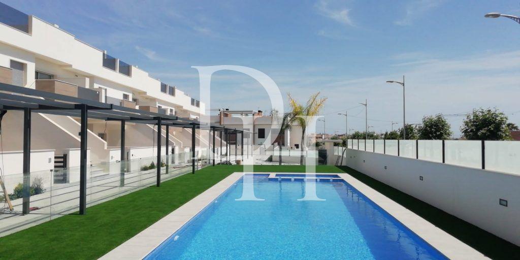 Дом / Таунхаус, Испания, регион Валенсия, 205 000 € фото 2