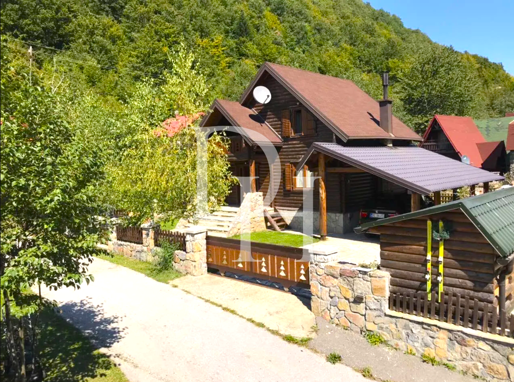 House / Villa, Montenegro, Kolasin c., Kolasin, 198 000 € photo 1