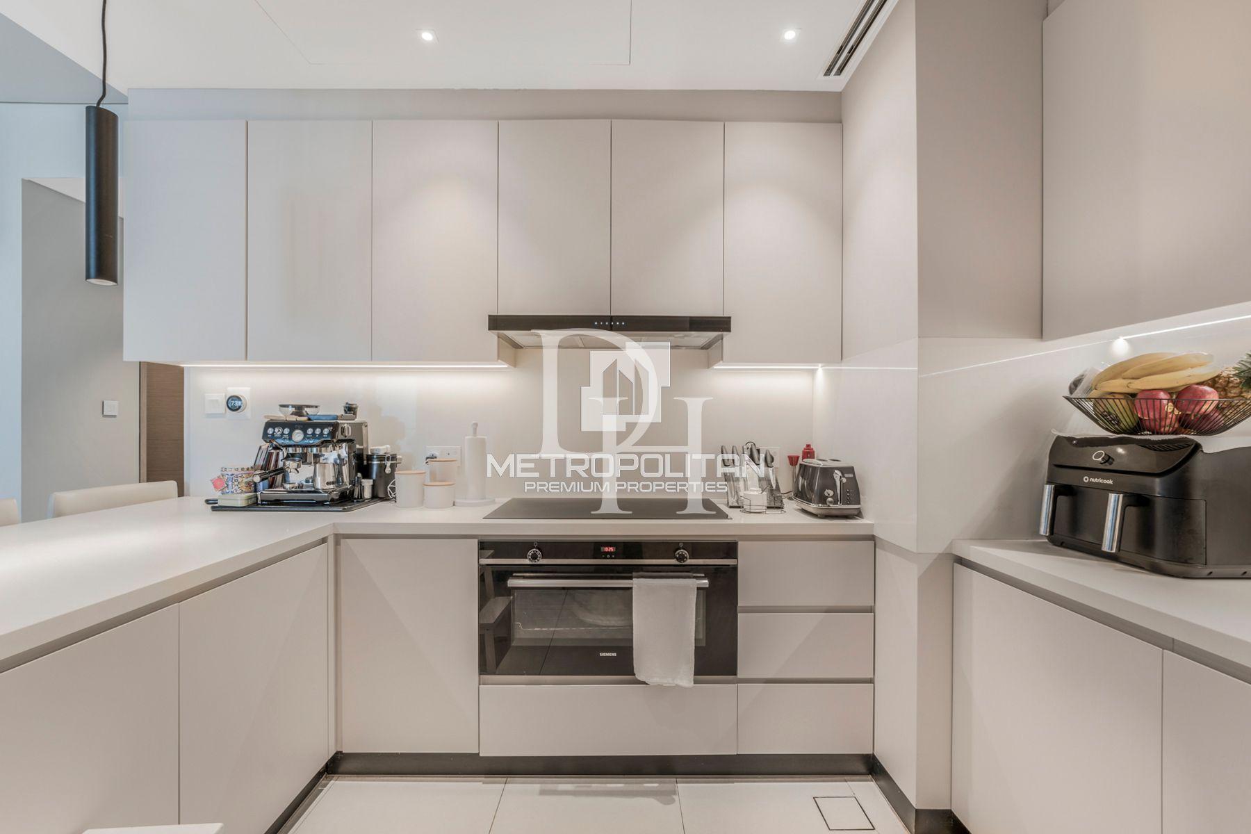 Apartments, UAE, Emirate of Dubai, Jumeirah, 14 250 000 Dh photo 10