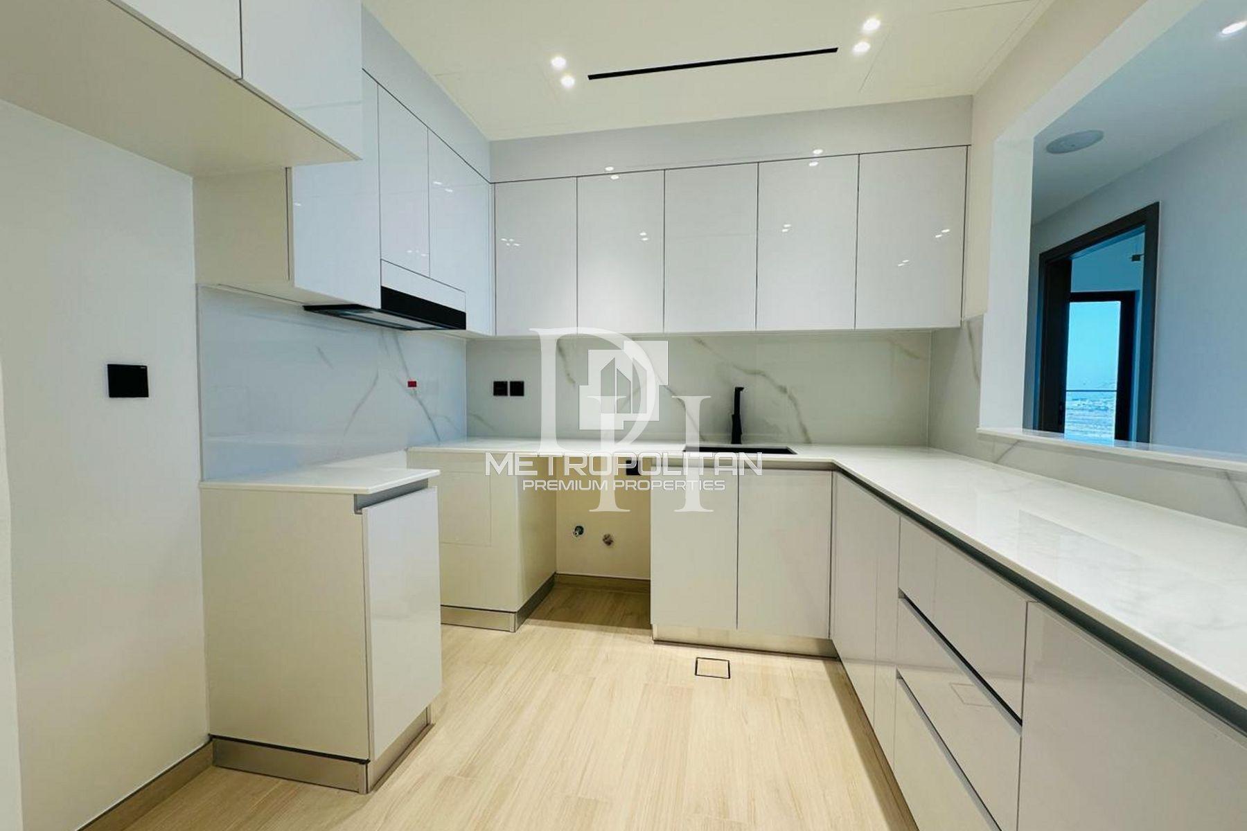 Apartments, UAE, Emirate of Dubai, Jumeirah, 1 550 000 Dh photo 3