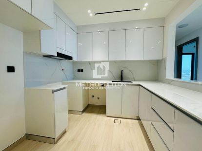 Apartments, UAE, Emirate of Dubai, Jumeirah, 1 550 000 Dh photo 3