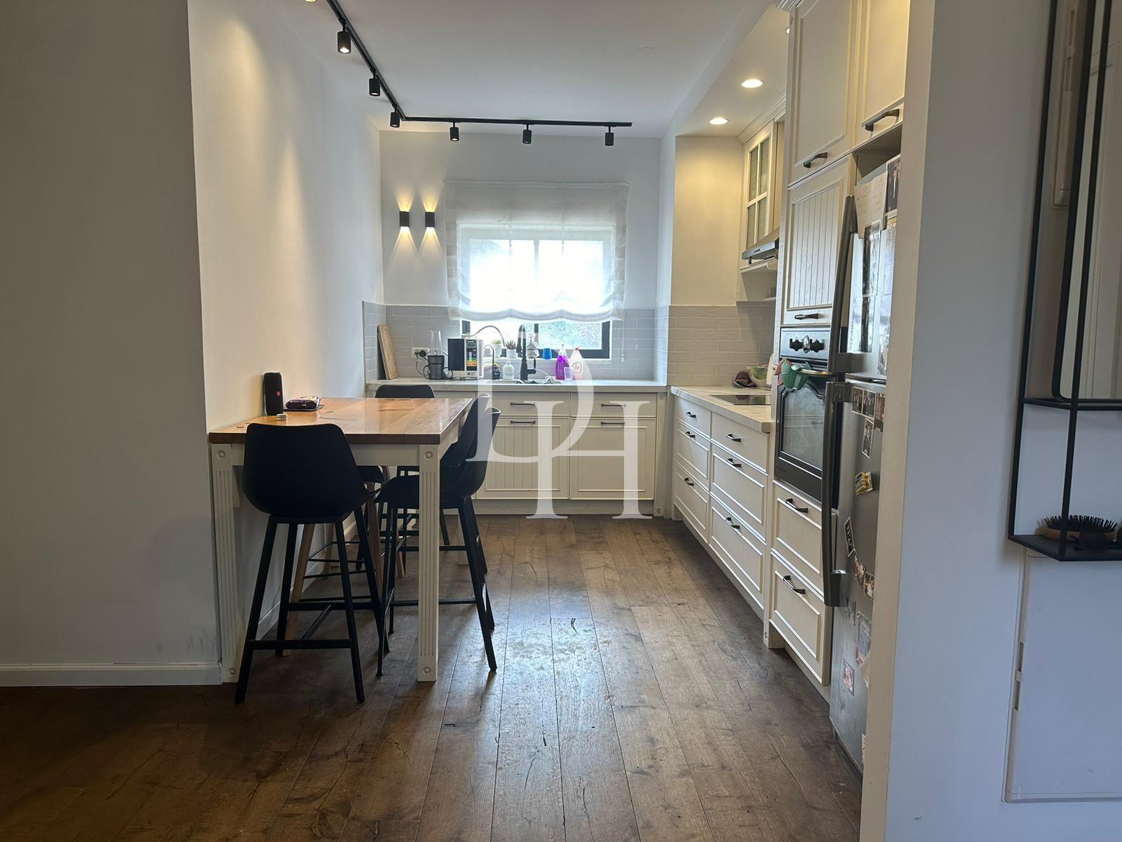 House / Cottage, Israel, Tel Aviv District, Tel Aviv, 900 000 € photo 13
