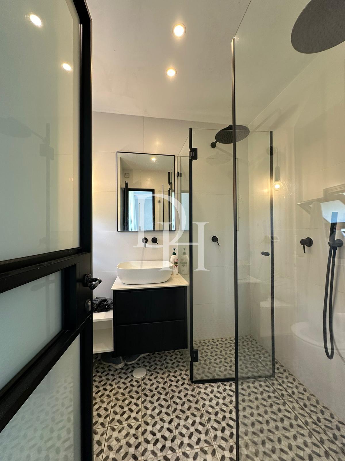 House / Cottage, Israel, Tel Aviv District, Tel Aviv, 900 000 € photo 6