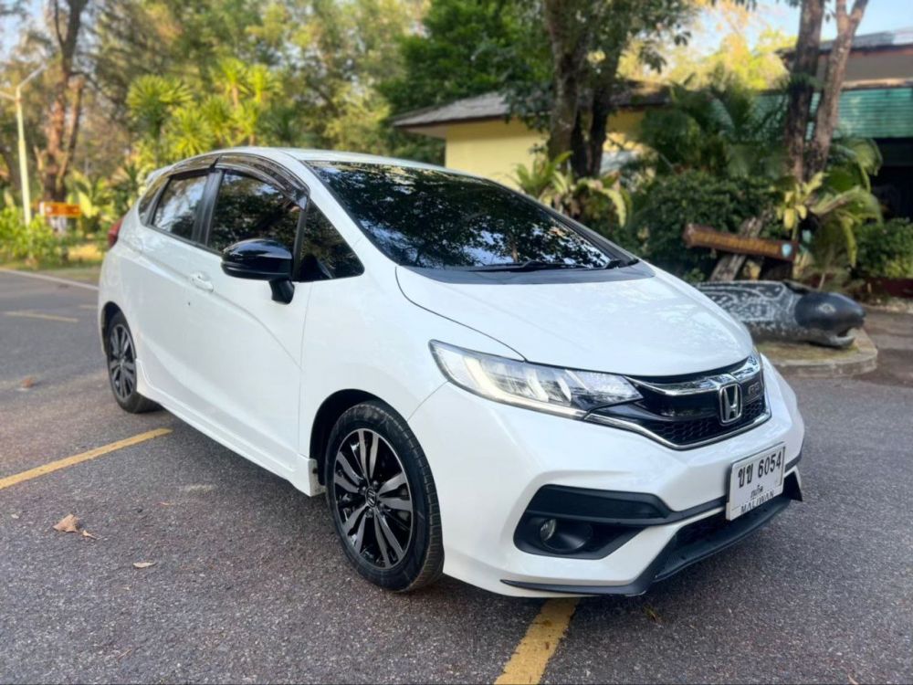 Долгосрочная и посуточная аренда  автомобилей и байков на Пхукете - Ref: 10766 фото 1