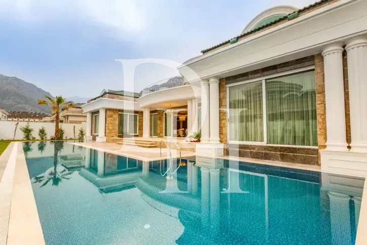 House / Villa, Turkey, Mediterranean region, Kemer, 2 000 000 € photo 1