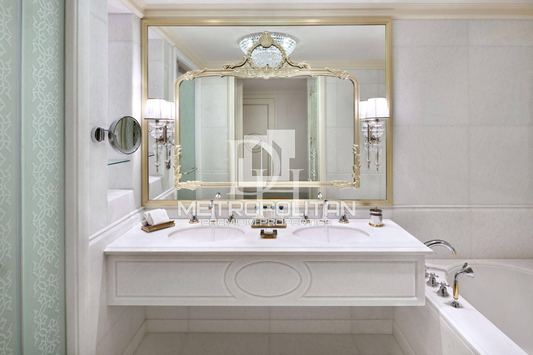 Apartments, UAE, Emirate of Dubai, Palm Jumeirah, 3 770 000 Dh photo 5