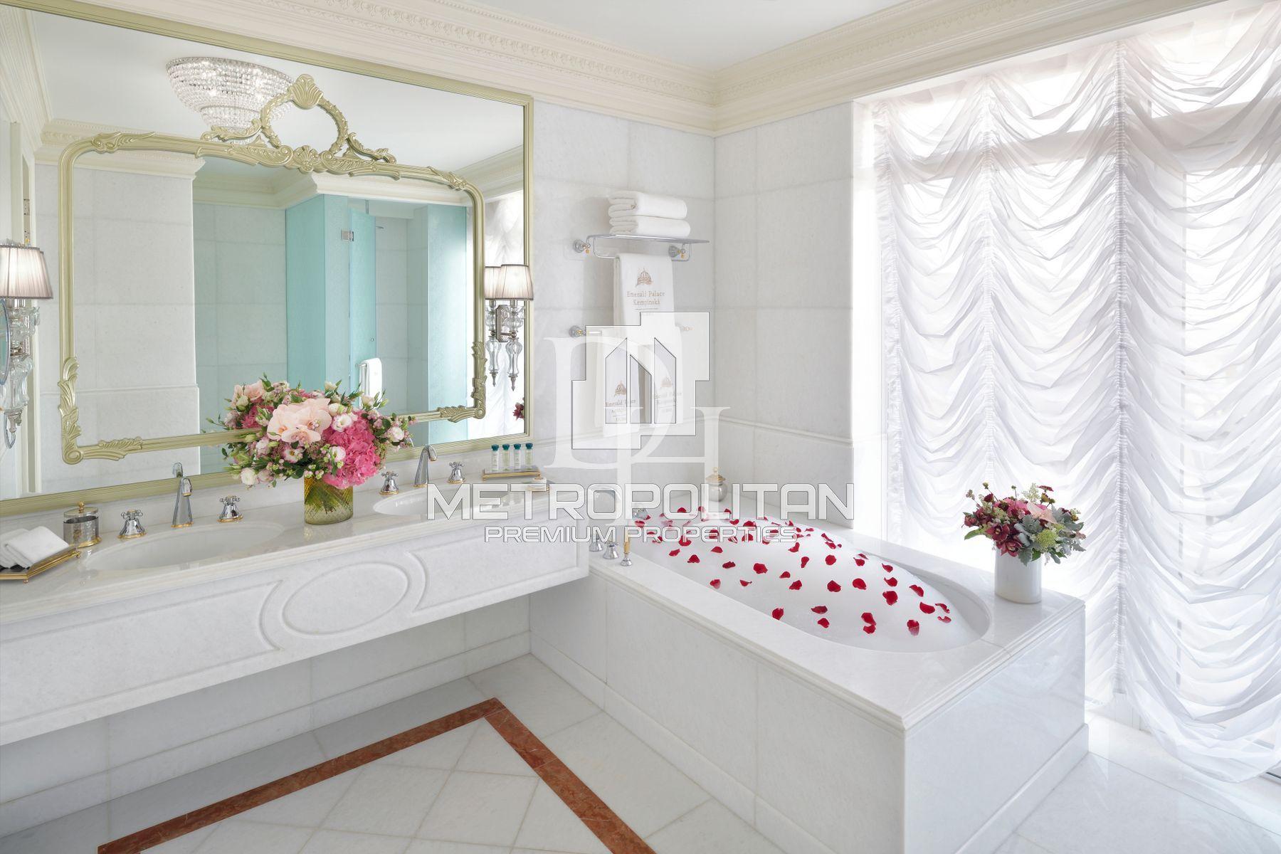 Apartments, UAE, Emirate of Dubai, Palm Jumeirah, 3 770 000 Dh photo 6