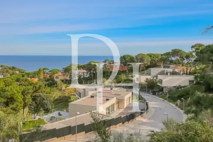 Земля, Испания, Каталония, Бланес, 440 000 € фото 1