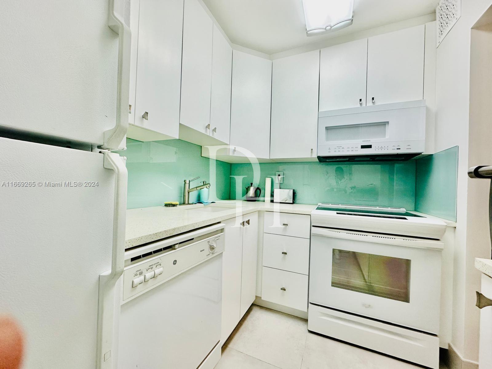 Apartments, USA, Florida, Miami, 299 000 $ photo 15