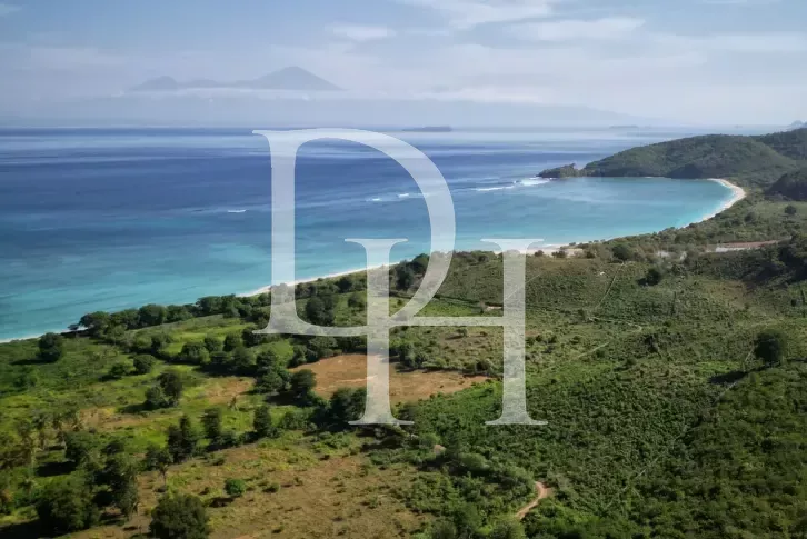 Parcel, Indonesia, Bali, Seminyak, 82 286 € photo 1